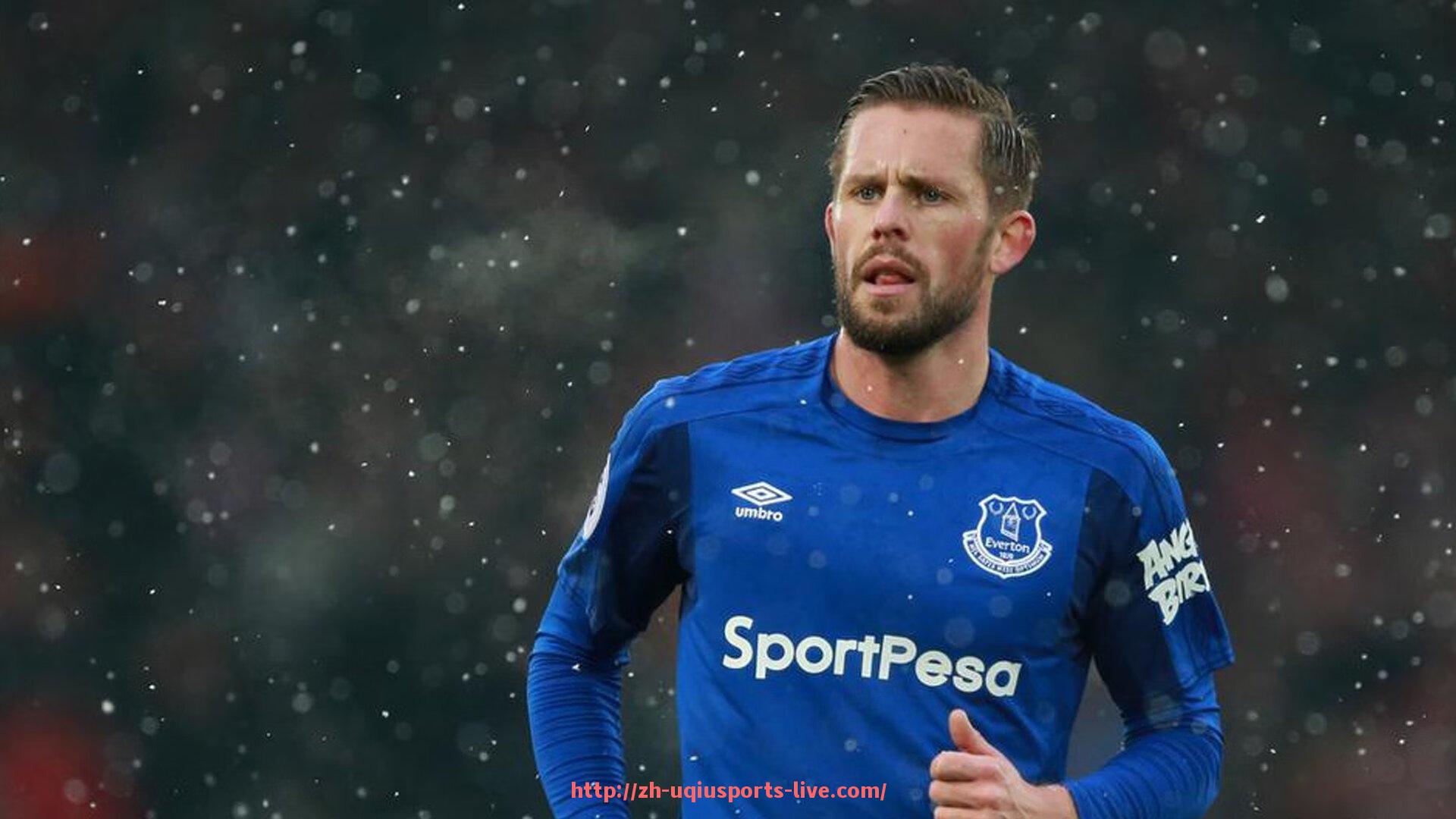 U球体育直播-边线进攻表现亮眼：战术视角解析世俱杯两翼突破战术